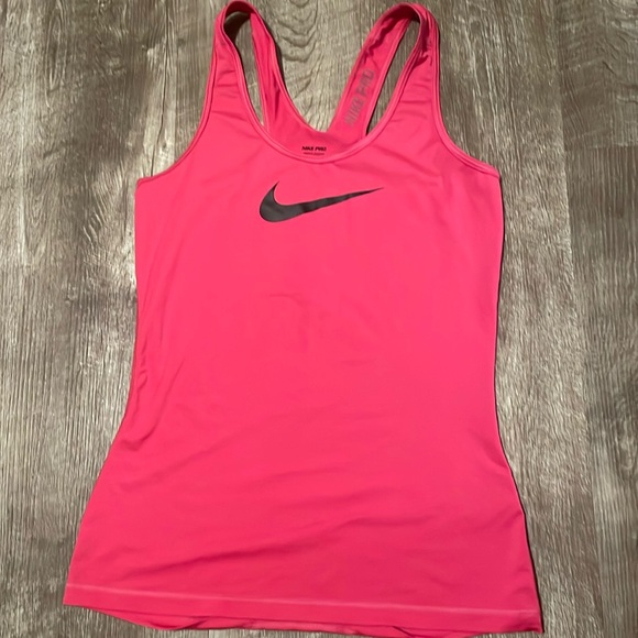 Nike Dri-FIT
Women's Training Tank (A003) - Picture 1 of 4